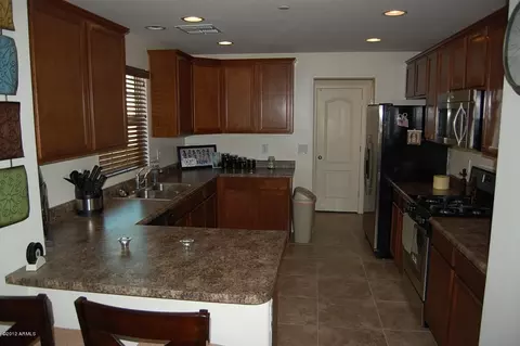 2252 S Buckaroo Trl, Gilbert, AZ 85295 photo 7