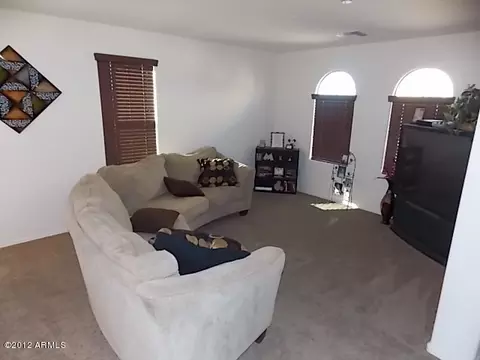 2252 S Buckaroo Trl, Gilbert, AZ 85295 photo 5