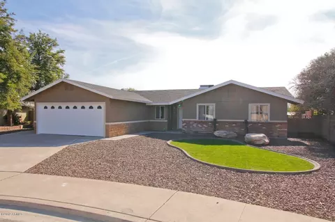 1925 E Inca Cir, Mesa, AZ 85203 photo 1