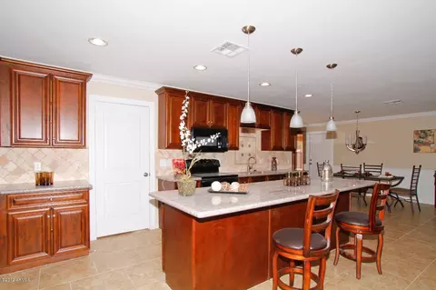 1925 E Inca Cir, Mesa, AZ 85203 photo 7