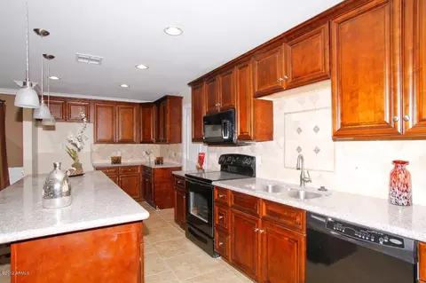 1925 E Inca Cir, Mesa, AZ 85203 photo 6