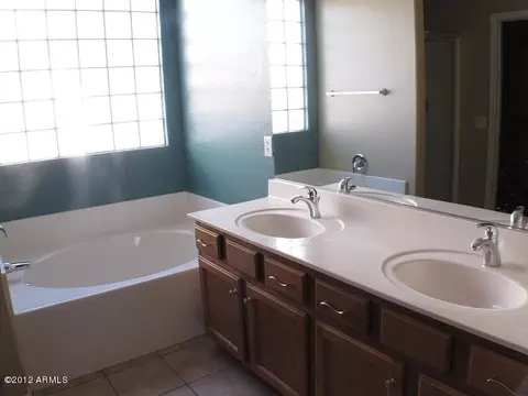 4475 E Warbler Ct, Gilbert, AZ 85297 photo 10