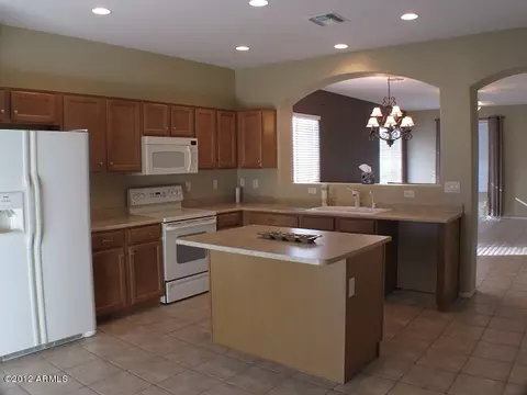 4475 E Warbler Ct, Gilbert, AZ 85297 photo 4