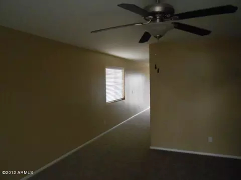 2512 E Jones Ave, Phoenix, AZ 85040 photo 2