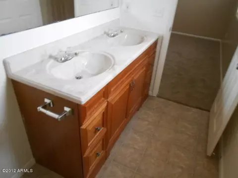 2512 E Jones Ave, Phoenix, AZ 85040 photo 13