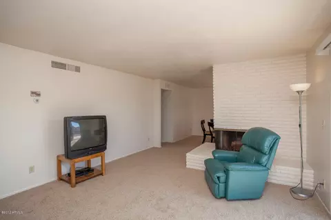 937 E Manhatton Dr, Tempe, AZ 85282 photo 3