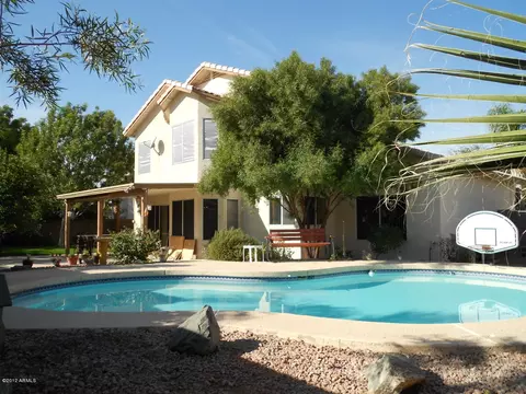 1007 N Quartz St, Gilbert, AZ 85234 photo 1