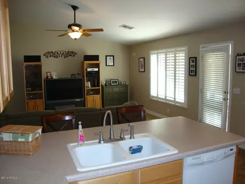 2080 S Constellation Way, Gilbert, AZ 85295 photo 4