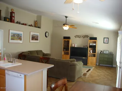 2080 S Constellation Way, Gilbert, AZ 85295 photo 2