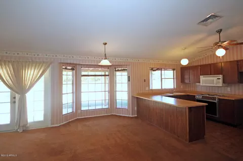 956 E Huber St, Mesa, AZ 85203 photo 7