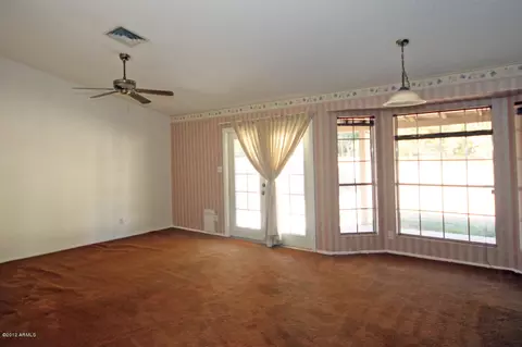 956 E Huber St, Mesa, AZ 85203 photo 4