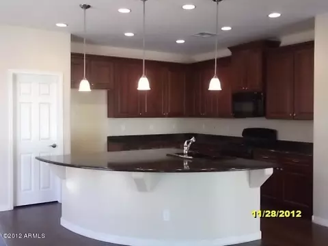 3480 E Comstock Dr, Gilbert, AZ 85296 photo 4