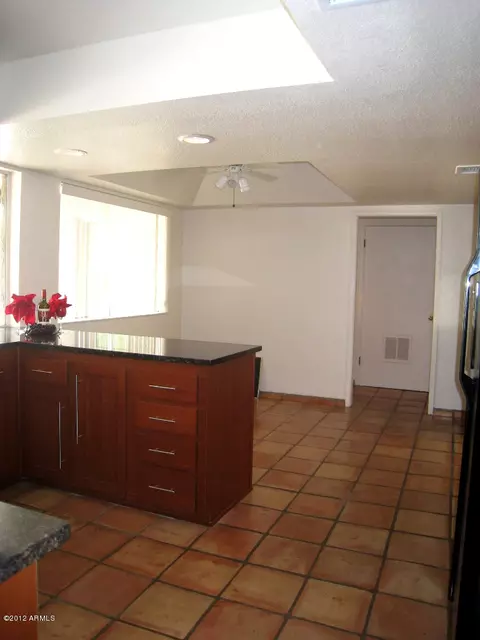 2202 E State Ave, Phoenix, AZ 85020 photo 4