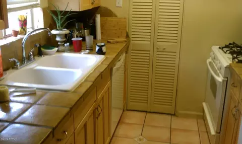 602 E San Juan Ave, Phoenix, AZ 85012 photo 23