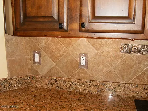 2030 E Glenn Dr, Phoenix, AZ 85020 photo 14