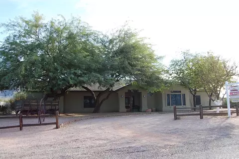 891 N Roadrunner Rd, Apache Junction, AZ 85119 photo 2