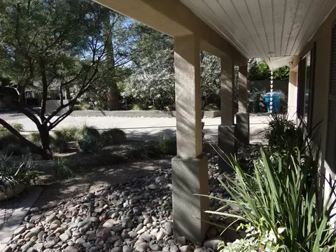 342 W Harmont Dr, Phoenix, AZ 85021 photo 4