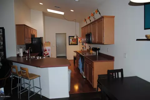 3303 E Maldonado Dr, Phoenix, AZ 85042 photo 8
