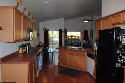 3303 E Maldonado Dr, Phoenix, AZ 85042 photo 10