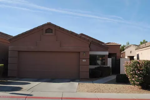 3303 E Maldonado Dr, Phoenix, AZ 85042 photo 1