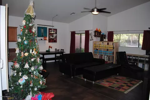 3303 E Maldonado Dr, Phoenix, AZ 85042 photo 4