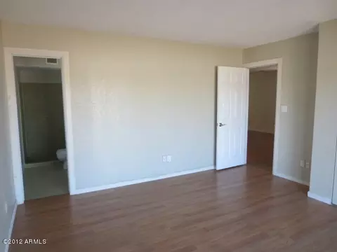 2212 E Coghlan Pl, Phoenix, AZ 85028 photo 8