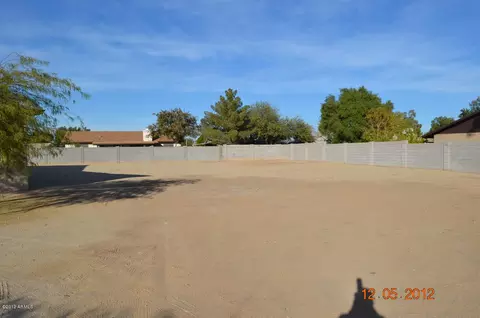 2432 E Grovers Ave, Phoenix, AZ 85032 photo 2