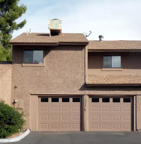 252 E Betty Elyse Ln, Phoenix, AZ 85022 photo 15