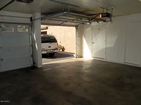 252 E Betty Elyse Ln, Phoenix, AZ 85022 photo 16