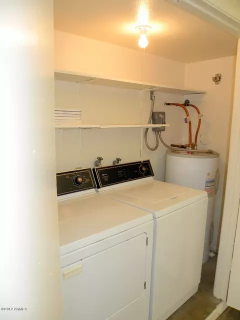 252 E Betty Elyse Ln, Phoenix, AZ 85022 photo 17