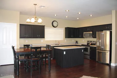 3746 E Constitution Ct, Gilbert, AZ 85296 photo 4