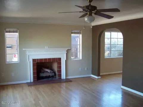 833 W Earll Dr, Phoenix, AZ 85013 photo 17