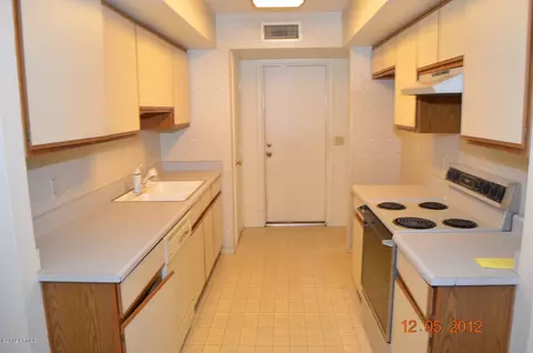 526 E Marco Polo Rd, Phoenix, AZ 85024 photo 8
