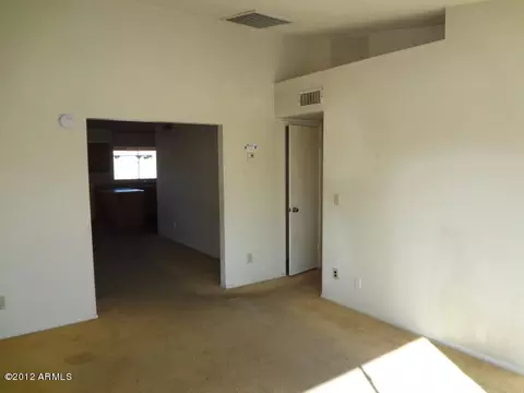 7044 W Taylor St, Phoenix, AZ 85043 photo 2