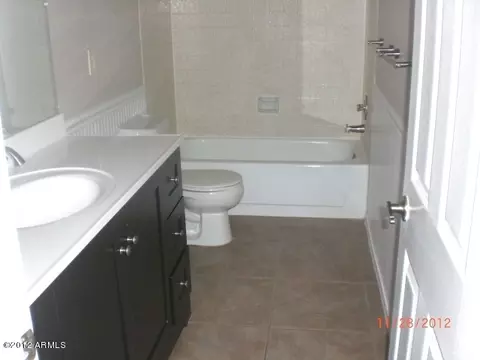 4826 E Desert View Dr, Phoenix, AZ 85044 photo 6