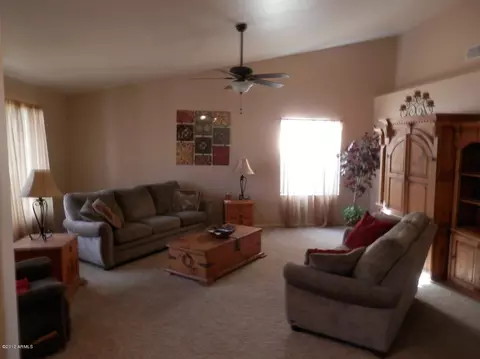 202 S Bronco Ln, Gilbert, AZ 85233 photo 3