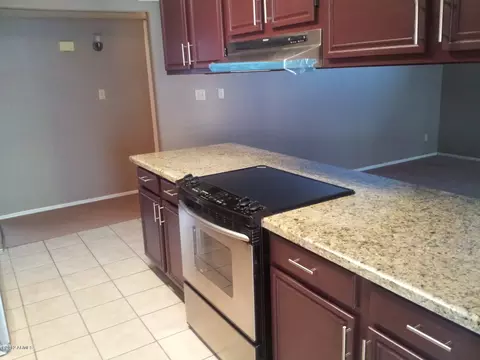 2400 E Hermosa Dr, Tempe, AZ 85282 photo 13