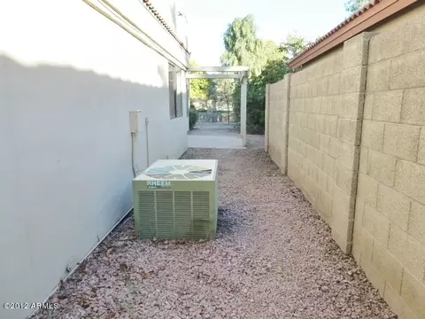 929 S Abalone Dr, Gilbert, AZ 85233 photo 32