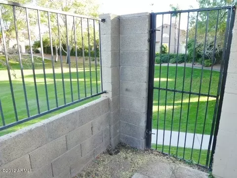 929 S Abalone Dr, Gilbert, AZ 85233 photo 6
