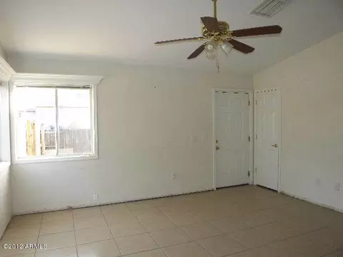 134 S Main Dr, Apache Junction, AZ 85120 photo 3