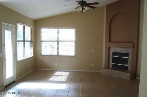 20802 N 38th Pl, Phoenix, AZ 85050 photo 8