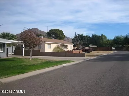 4506 E Turney Ave, Phoenix, AZ 85018 photo 2