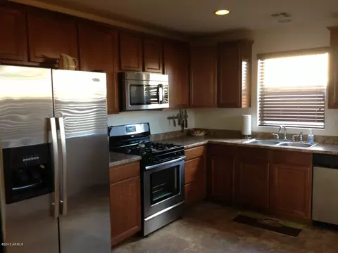 1749 S Balboa Dr, Gilbert, AZ 85295 photo 3