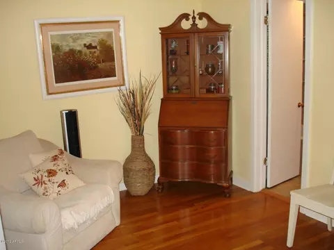 4101 E Osborn Rd, Phoenix, AZ 85018 photo 7
