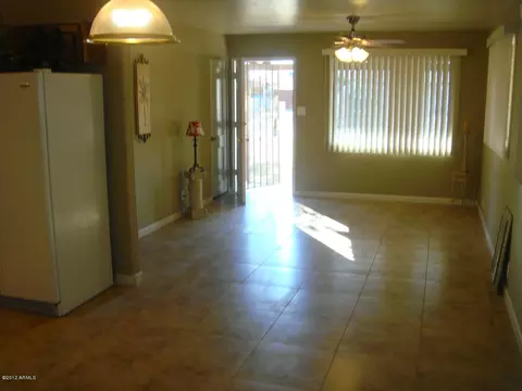3214 E Brill St, Phoenix, AZ 85008 photo 2