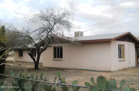 2005 E Sharon Dr, Phoenix, AZ 85022 photo 1