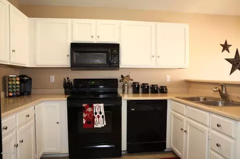 137 S Ocean Dr, Gilbert, AZ 85233 photo 6