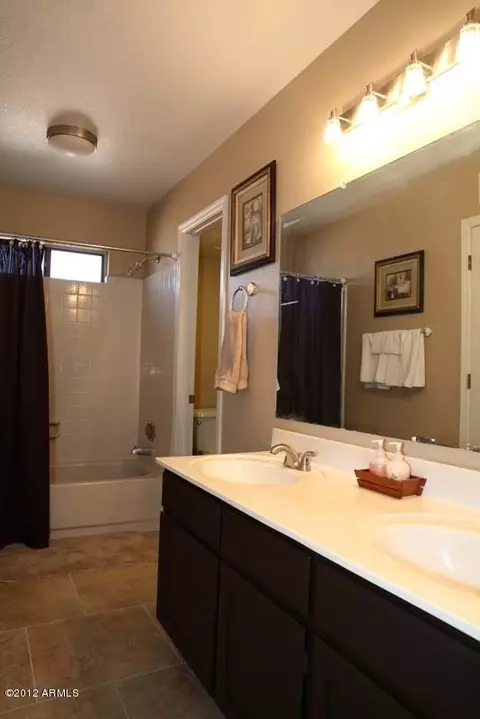 137 S Ocean Dr, Gilbert, AZ 85233 photo 21