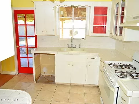 4644 E Cypress St, Phoenix, AZ 85008 photo 9