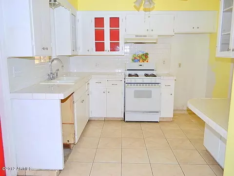 4644 E Cypress St, Phoenix, AZ 85008 photo 8